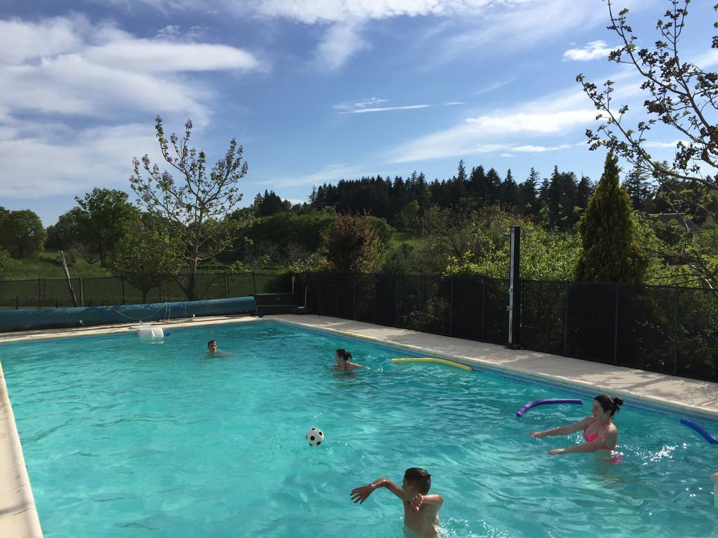 Gîtes le FLORELIEN Payrac Extérieur photo